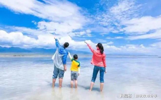 多少钱 青海五日游看驴友怎么玩AYX爱游戏2个人去青海需要